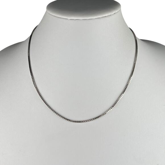 Sterling Silver Italy Box Chain Necklace 18" - Picture 1 of 11